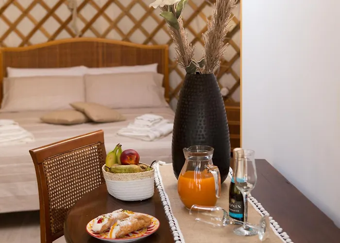 فندق مبيت وإفطار Yurta Glamping San Leone & Casa Baia Blu أغريجنتو