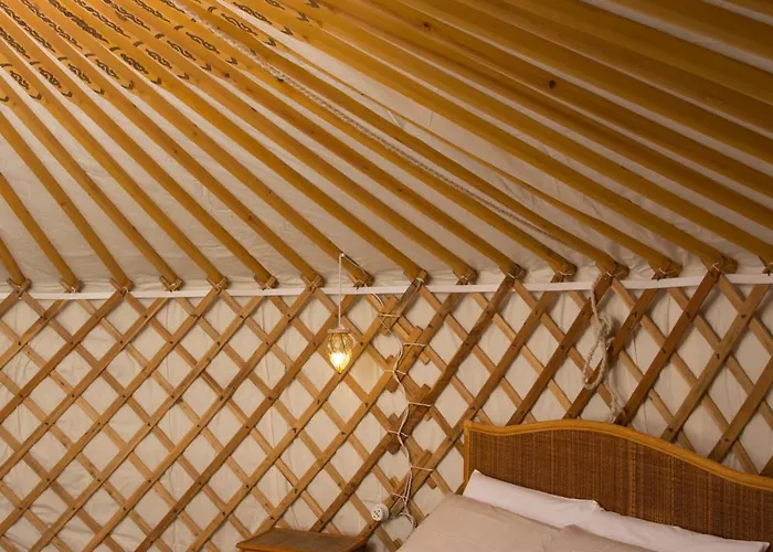 Yurta Glamping San Leone & Casa Baia Blu Nocleg ze śniadaniem