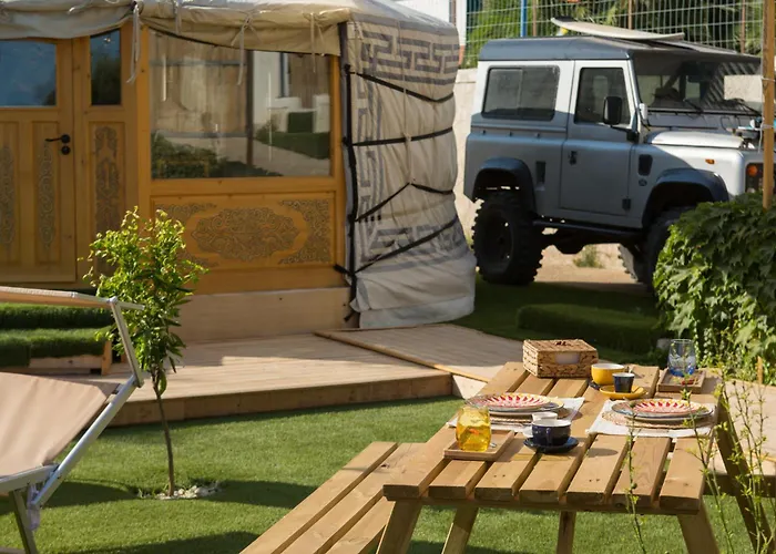 Yurta Glamping San Leone & Casa Baia Blu فندق مبيت وإفطار 3*
