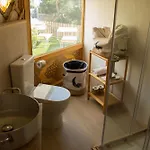 Yurta Glamping San Leone & Casa Baia Blu Bed & Breakfast