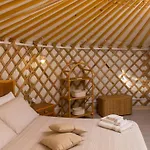 Panzió Yurta Glamping San Leone - Tra Mare-Pineta 3*