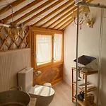 Alojamento de Acomodação e Pequeno-almoço Yurta Glamping San Leone - Tra Mare-pineta 3*
