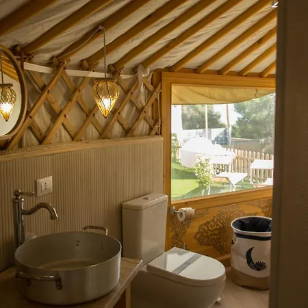 Yurta Glamping San Leone & Casa Baia Blu 3*