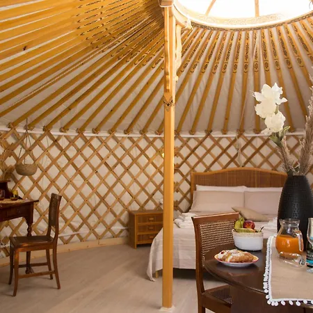 Yurta Glamping San Leone & Casa Baia Blu Couette-café