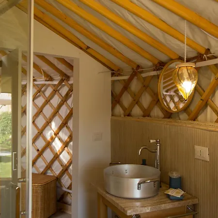 Bed & Breakfast Yurta Glamping San Leone - Tra Mare-pineta 4*