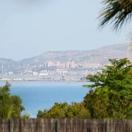 Yurta Glamping San Leone & Casa Baia Blu Nocleg ze śniadaniem