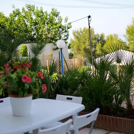 Yurta Glamping San Leone & Casa Baia Blu 3*