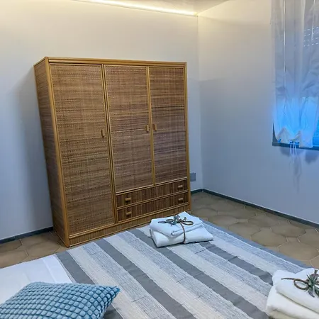 Yurta Glamping San Leone & Casa Baia Blu Couette-café 3*