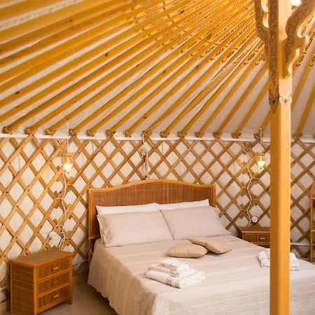 Yurta Glamping San Leone - Tra Mare E Pineta 4*