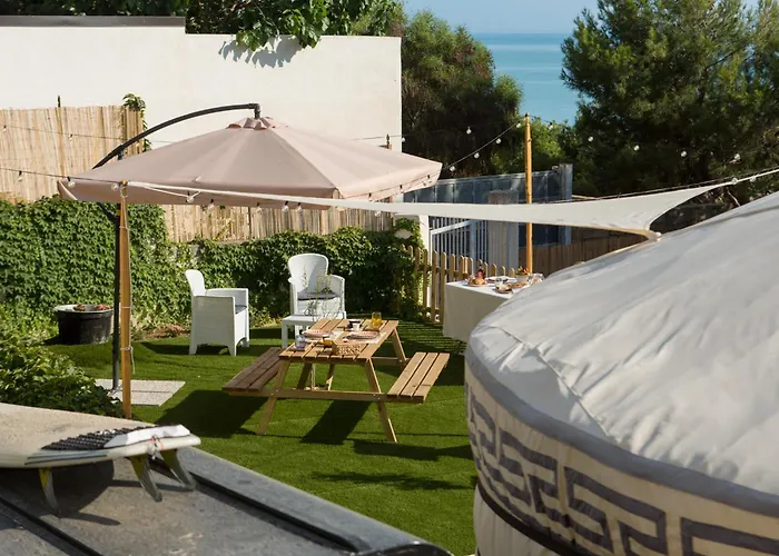 Yurta Glamping San Leone & Casa Baia Blu