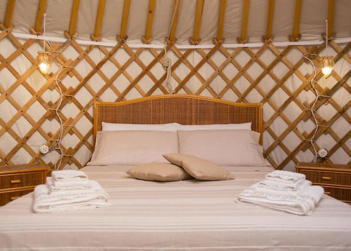 Frühstückspension Yurta Glamping San Leone & Casa Baia Blu 3*