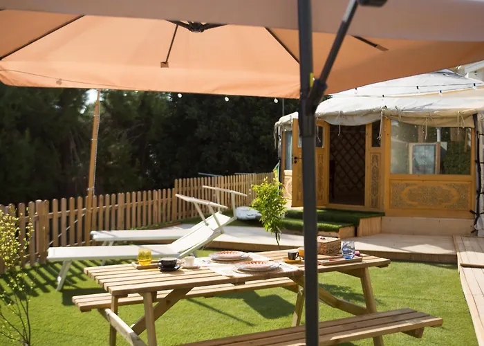 Frühstückspension Yurta Glamping San Leone & Casa Baia Blu 3*