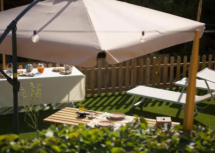 Frühstückspension Yurta Glamping San Leone & Casa Baia Blu