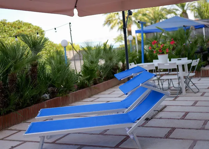 Yurta Glamping San Leone & Casa Baia Blu Panzió