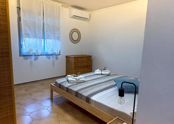 فندق مبيت وإفطار Yurta Glamping San Leone & Casa Baia Blu 3*